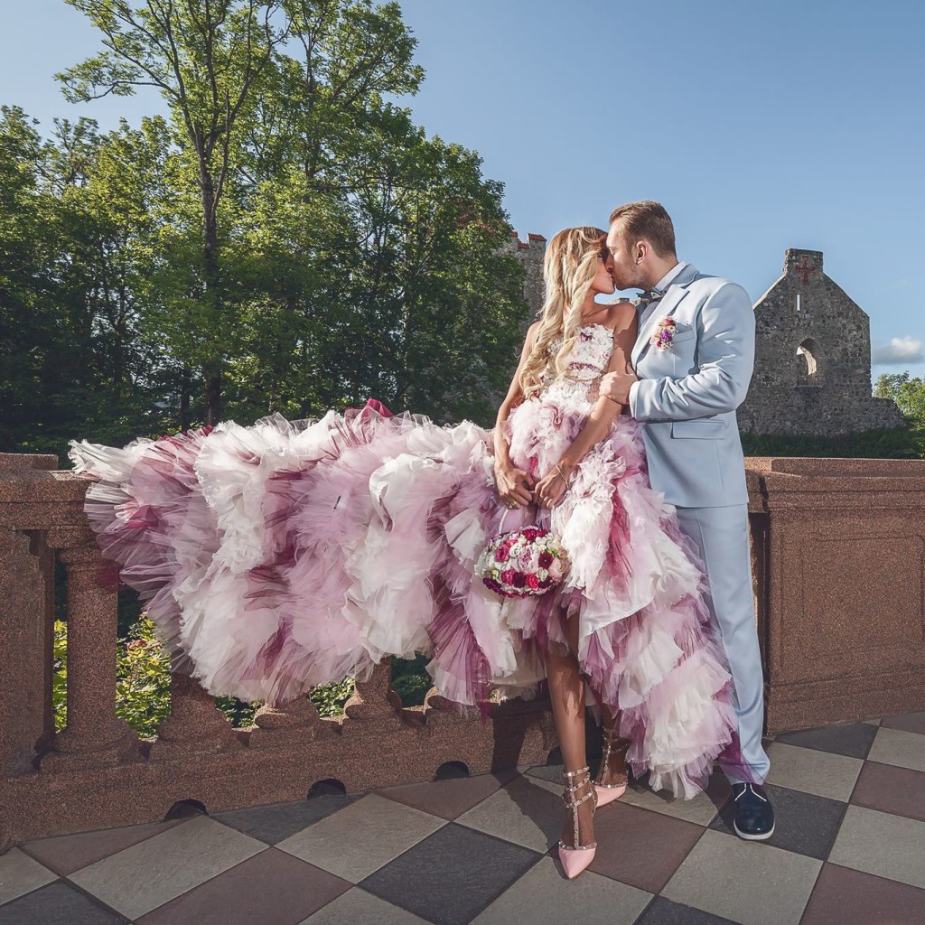 KĀZU SVINĪBAS TAVĀ STILĀ