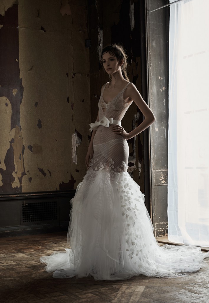 1438629761_f_Vera-Wang_Spring-2016_Look-10-1200x1735