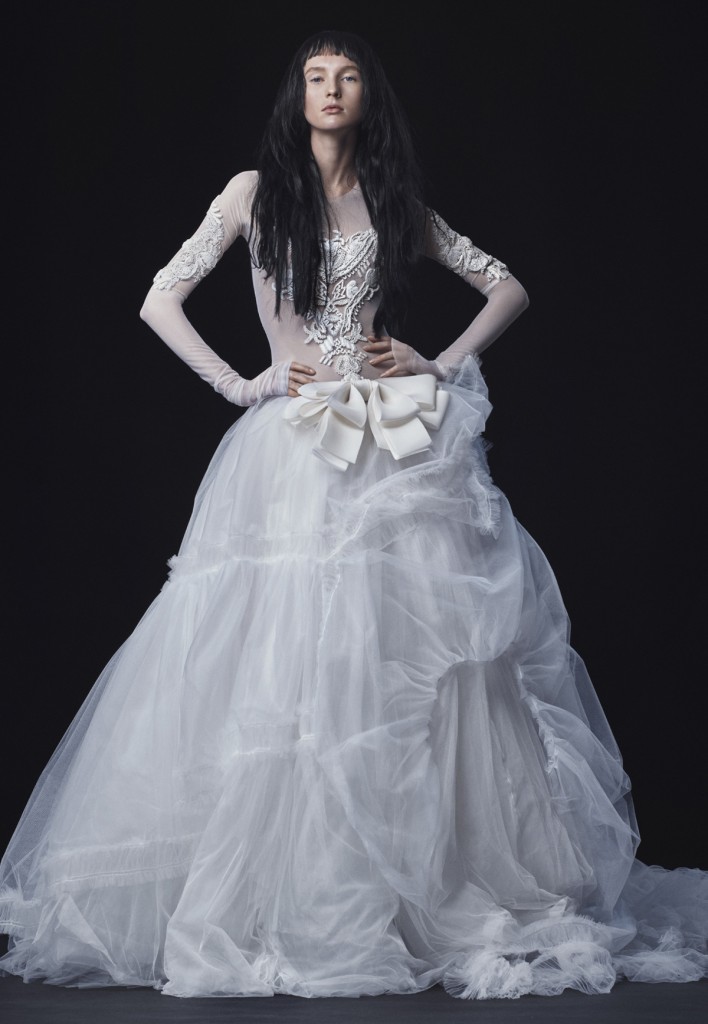 1444748434_f_VeraWang_SS16Bridal_Look11