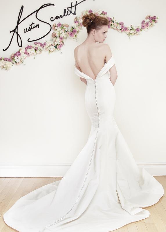 AS68 Laurel back