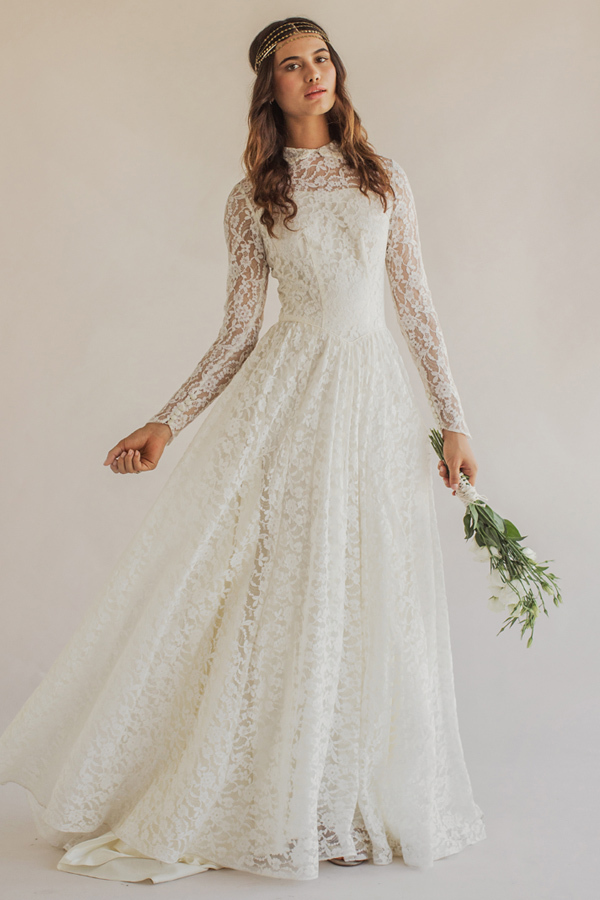Freida-front-600x900