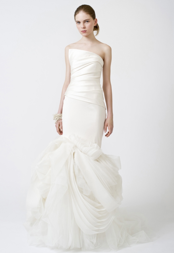 dfs_1347890409_f_Fiona_Front