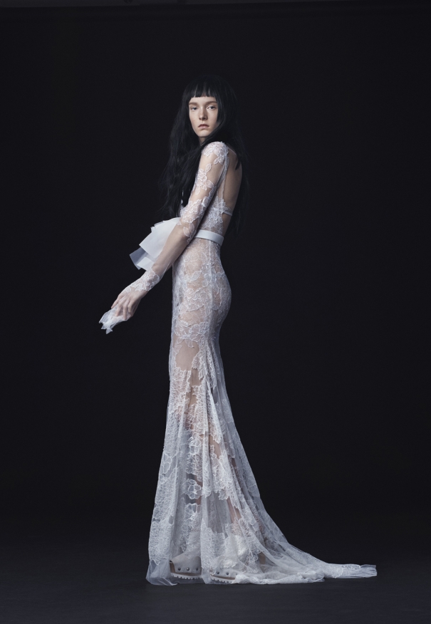 dfs_1444748446_f_VeraWang_SS16Bridal_Look12