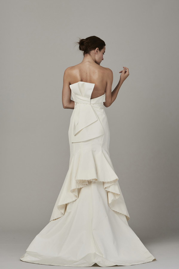 look_9-back-the_oyster_bay_058