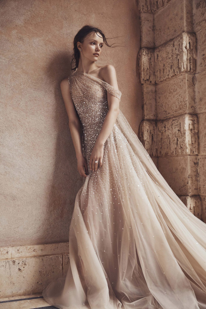 00009-Monique-Lhuillier-New-York-Bridal-Spring-2020-credit-Jennifer-Massaux