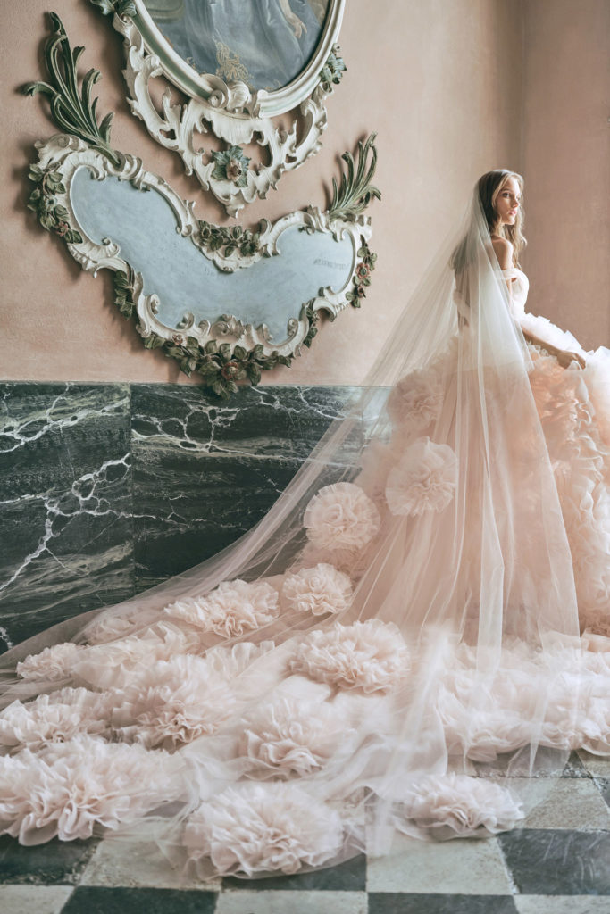 00012-Monique-Lhuillier- New-York-Bridal-Fall-2020-credit-KT-Merry