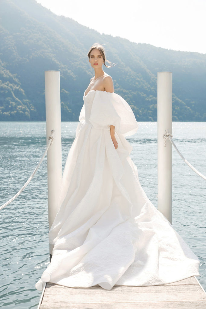 00017-Monique-Lhuillier- New-York-Bridal-Fall-2020-credit-KT-Merry