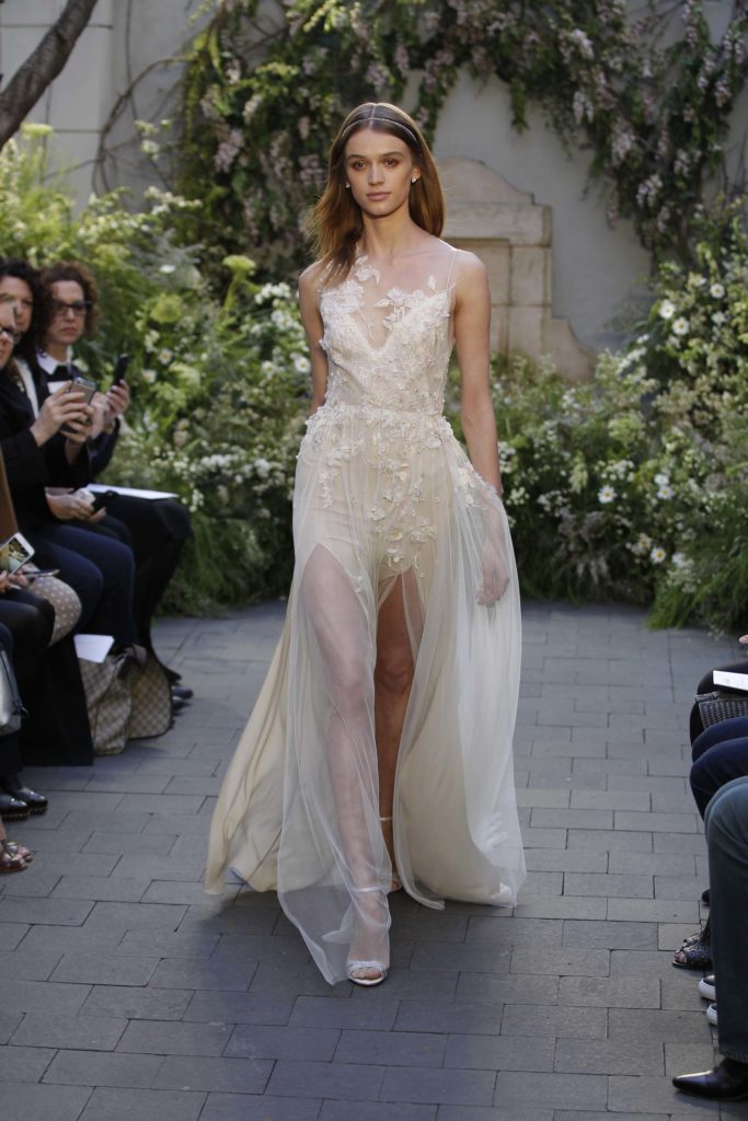 04-monique-lhuillier-bridal-spring-17