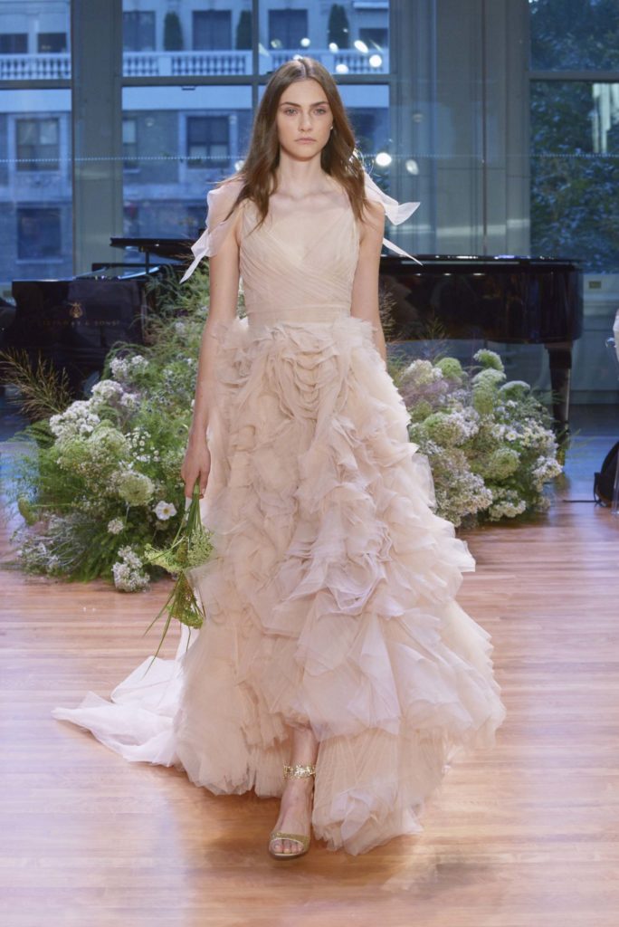 12-monique-lhuillier-spring-2017-rtw