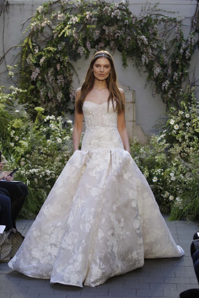 18-monique-lhuillier-bridal-spring-17