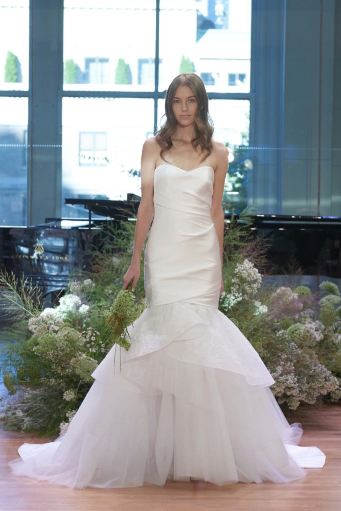 20-monique-lhuillier-spring-2017-rtw