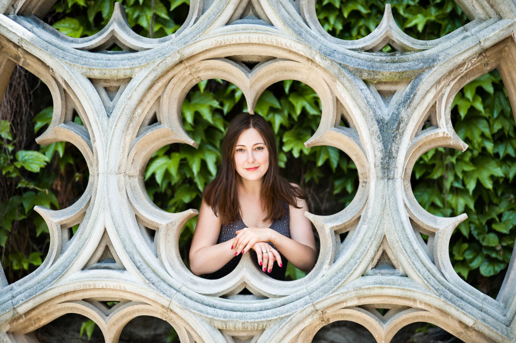 KĀZU FOTOGRĀFE KRISTĪNE GRĪNVALDE – PAR KRĀSAINIEM SAPŅIEM UN TO PIEPILDĪJUMU