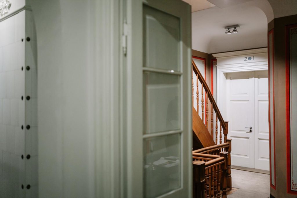 D_&_S_1