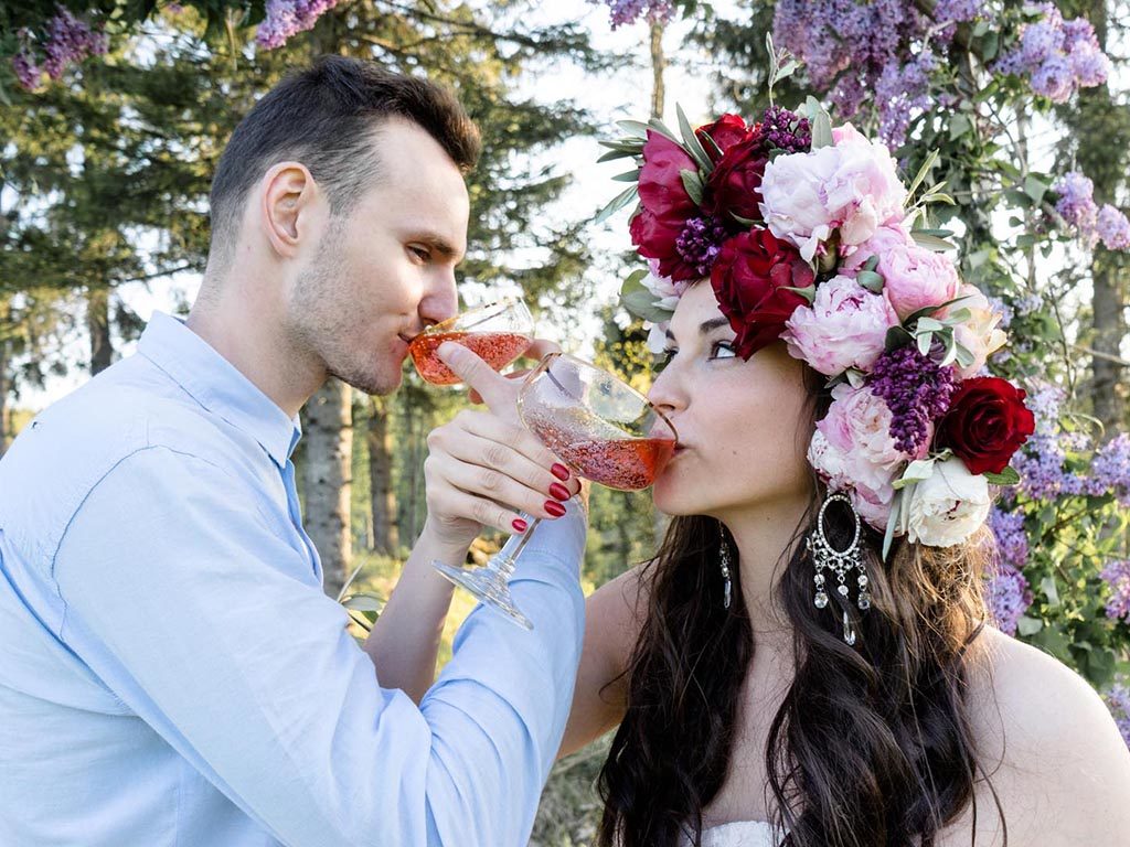 KĀZAS POSITIVUS NOSKAŅĀS - STILAM IR NOZĪME!