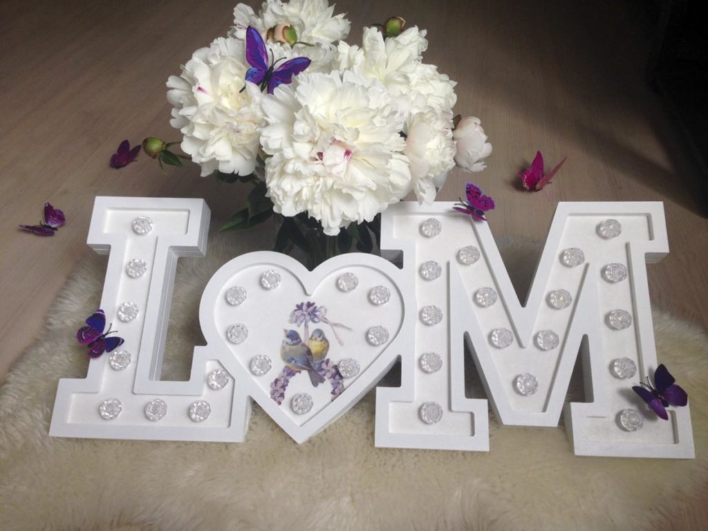 Piku.lv gaismas burti