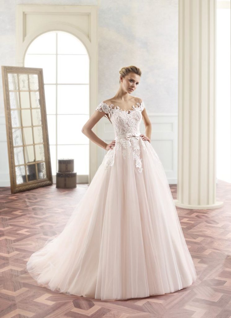 Twinkle_front - 15247_039_2398