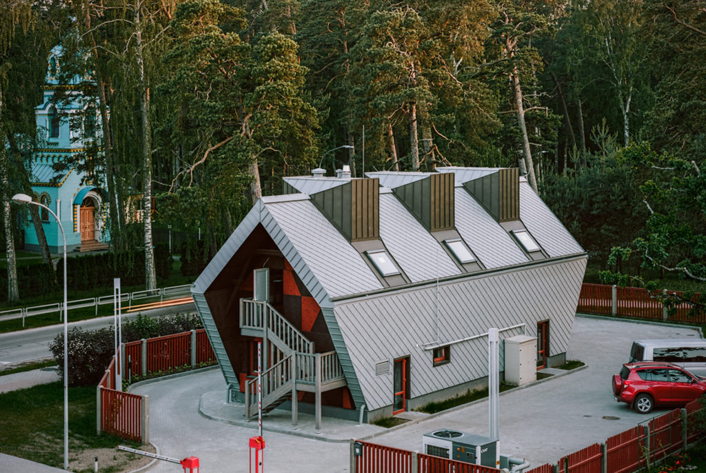 001289450037-g