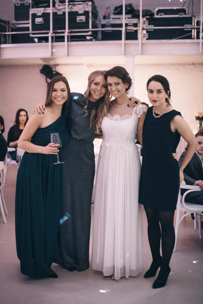 LifeisLife-519_Easy-Resize.com