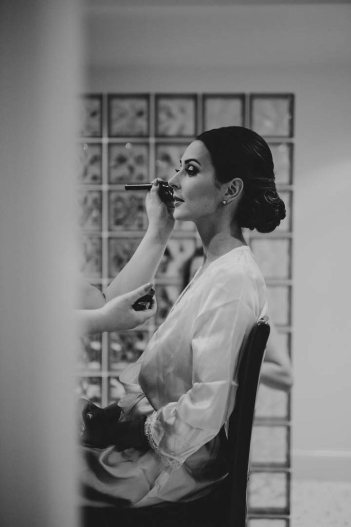 005_Kāzu_fotogrāfs_Ainars_Mazjanis_2016_kazas Riga Grand Palce Hotel svinibas 36. linija Jurmala pie juras fotosesija meza