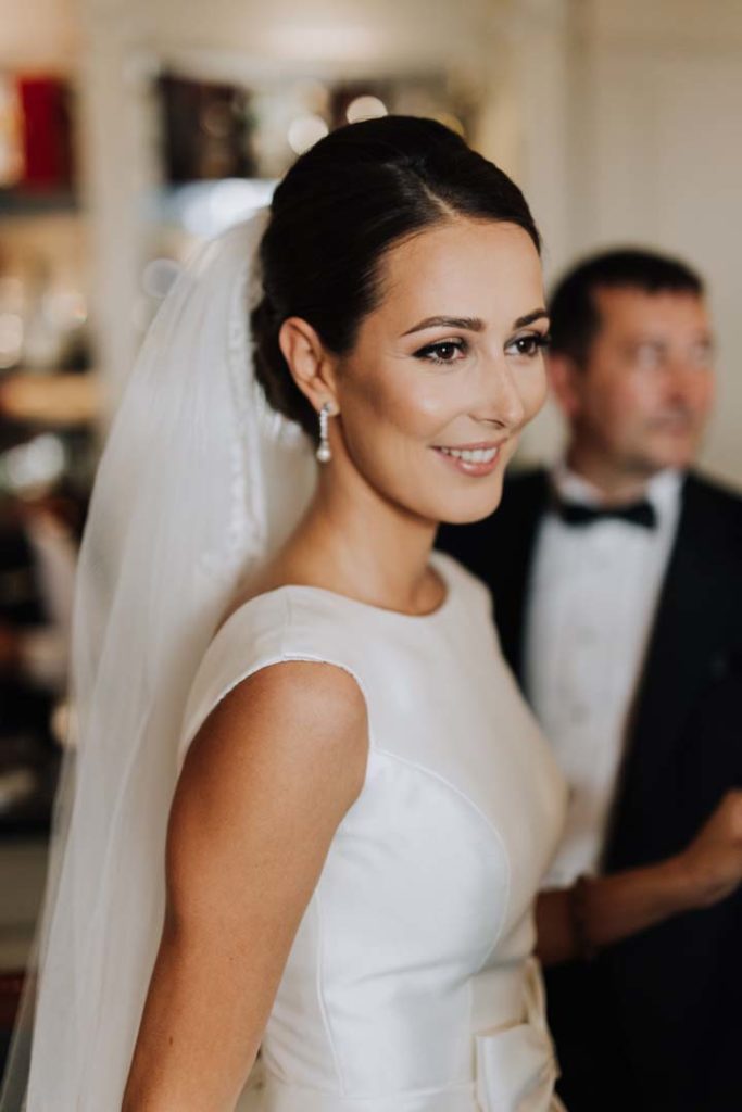 021_Kāzu_fotogrāfs_Ainars_Mazjanis_2016_kazas Riga Grand Palce Hotel svinibas 36. linija Jurmala pie juras fotosesija meza