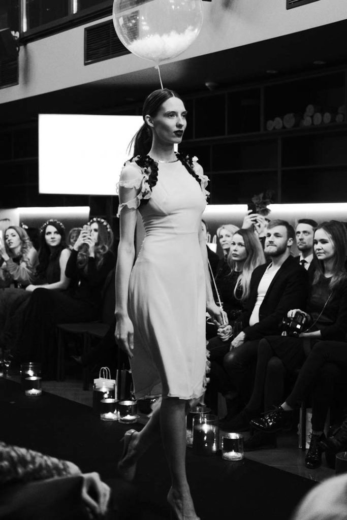 161110-Holdme-lv-3000px-107
