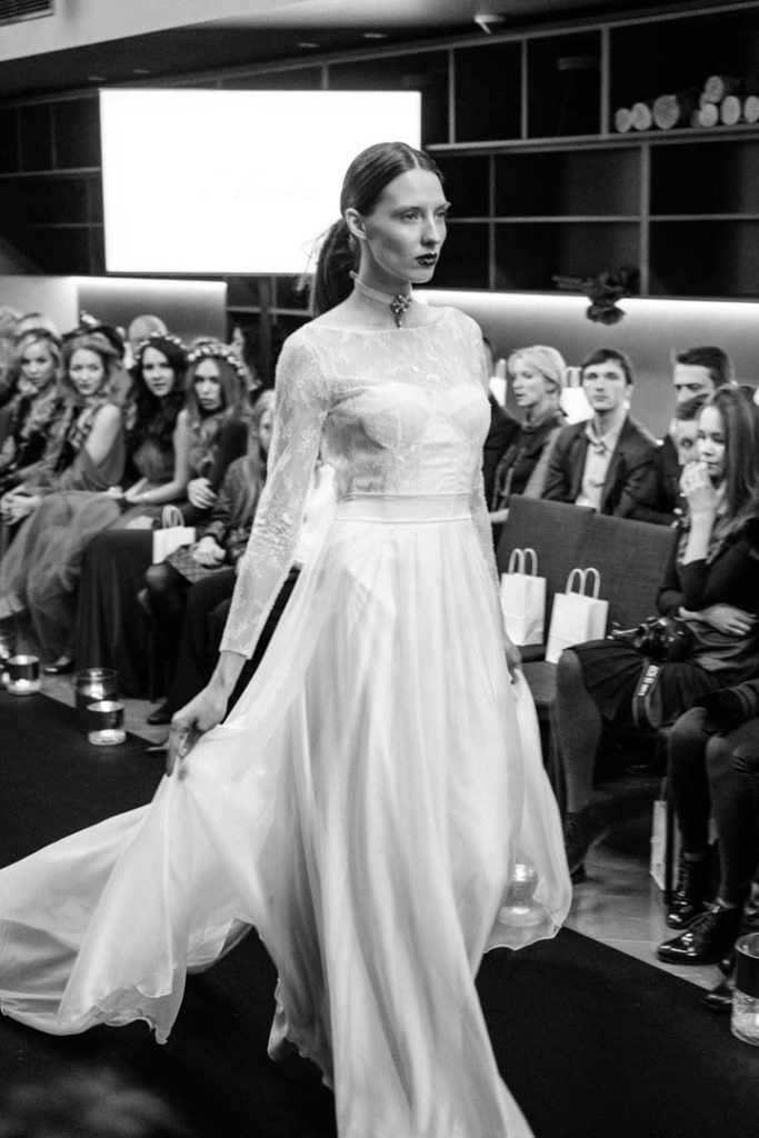 161110-Holdme-lv-3000px-40
