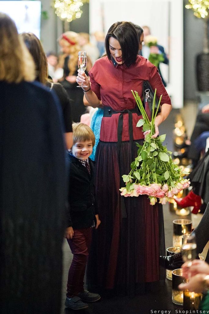 230 - 339_100WedDress_Ligavam.lv_web.jpeg