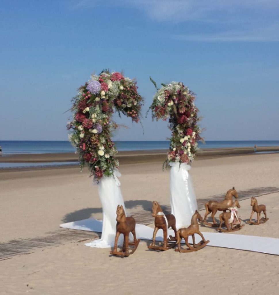 Arka_beach tent