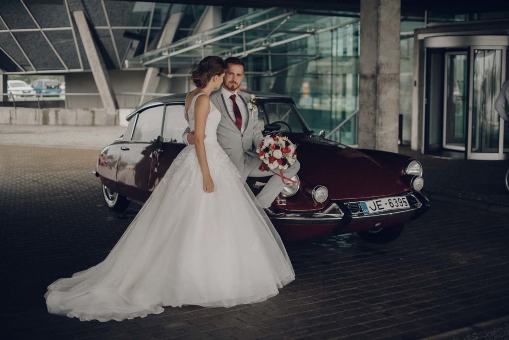 KAS JĀZINA, IZVĒLOTIES SAVU KĀZU AUTO?