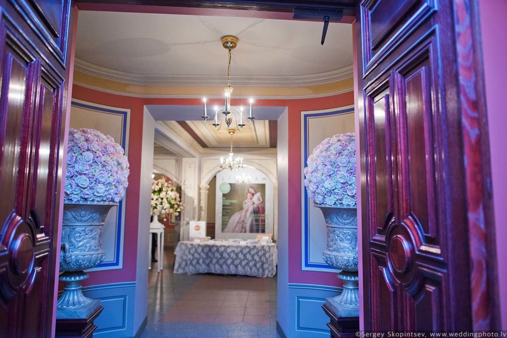 ATSKATS NO CITĀDAS KĀZU IZSTĀDES