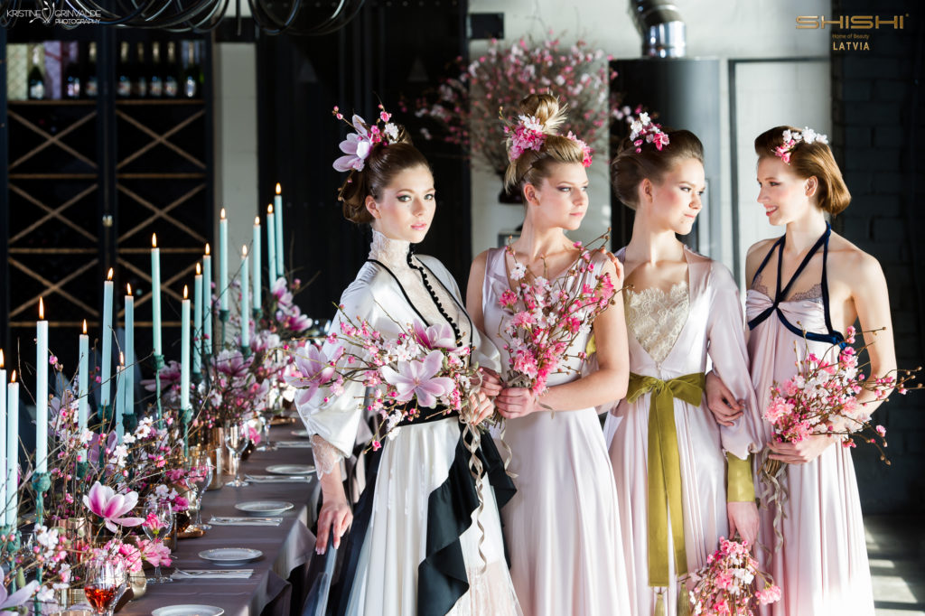 AUSTRUMU PAVASARA MAIGAIS SAPNIS KĀZĀS