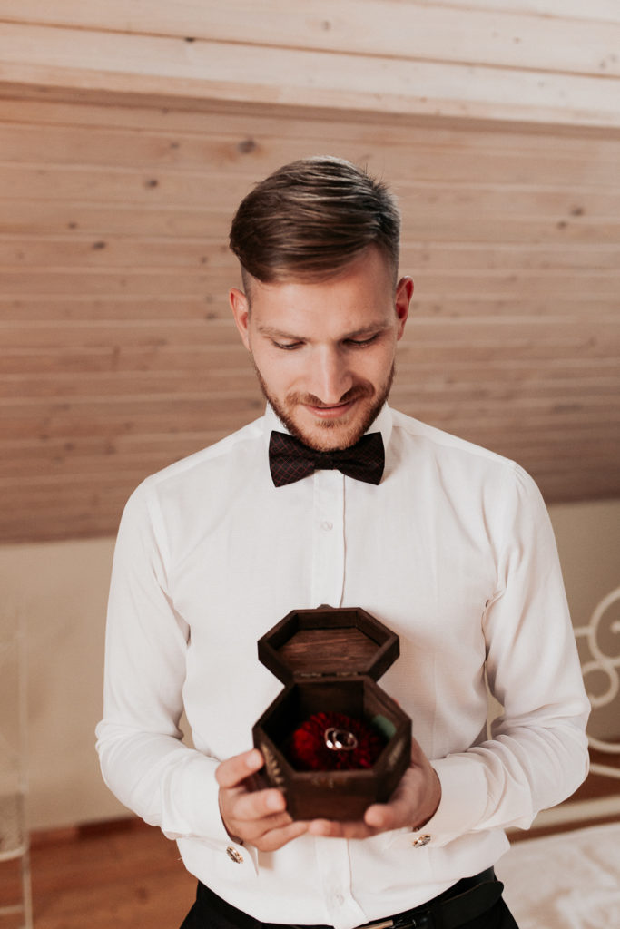 Kāzu fotogrāfe Sandija Veikša