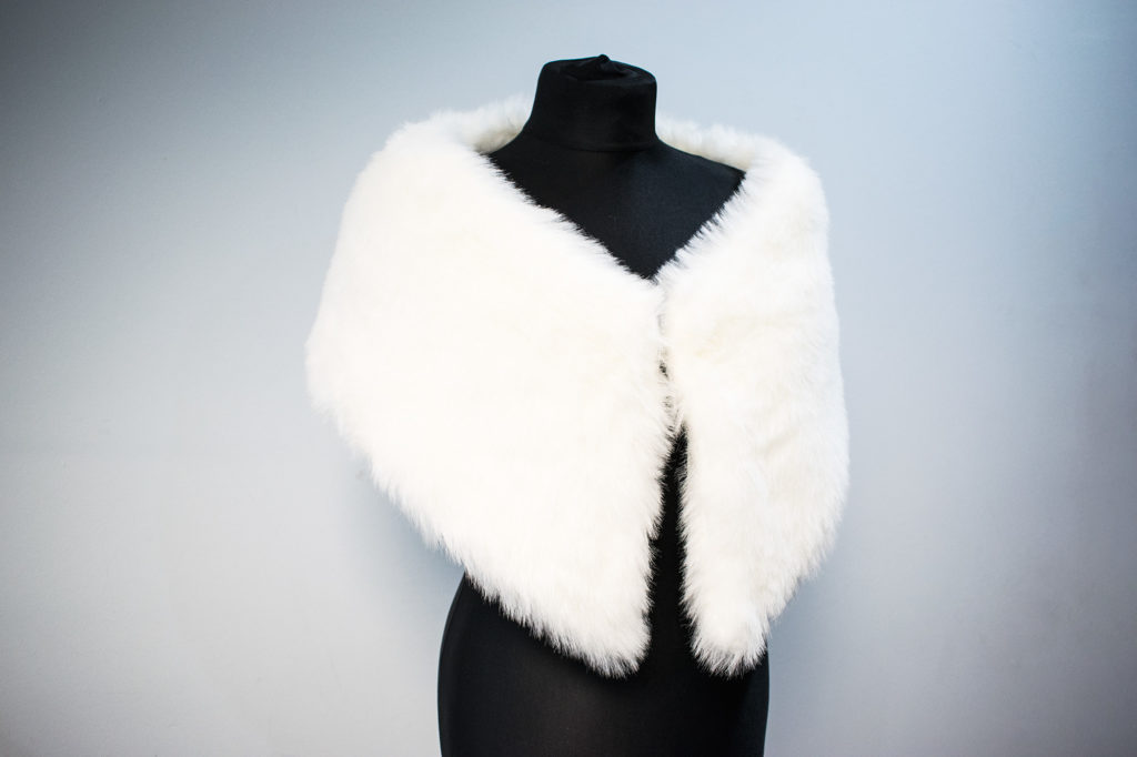 fur_coat_ coat_ wedding_ bride_coat_ white_coat_ accessories