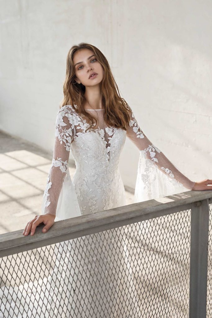 Papillon_2019_Preview_Enya_closeup