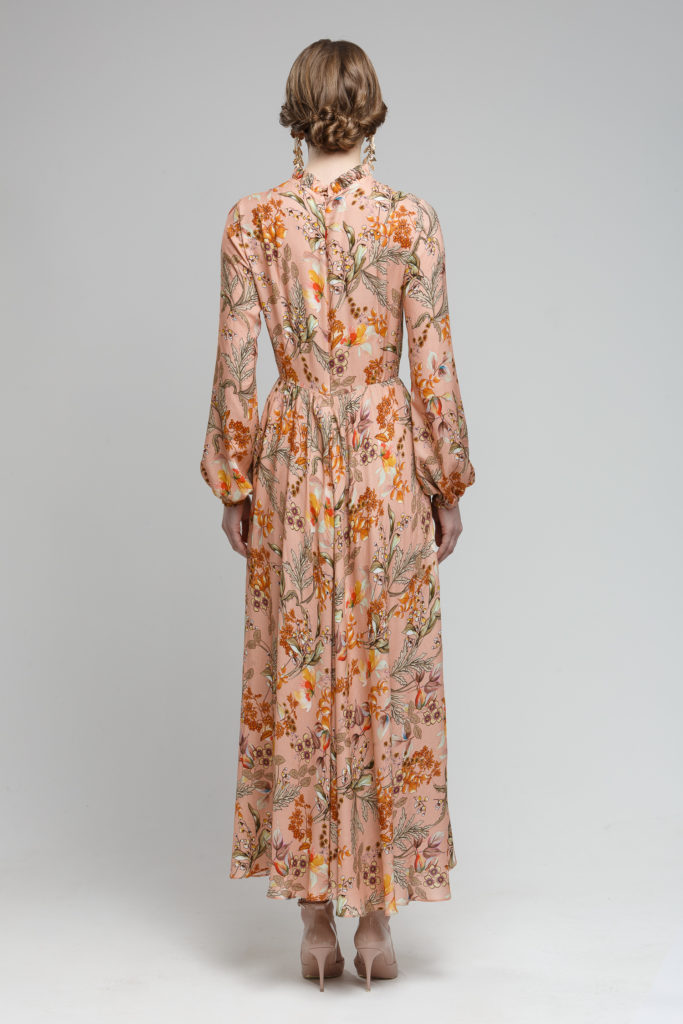 AW19-R02 Azalea back