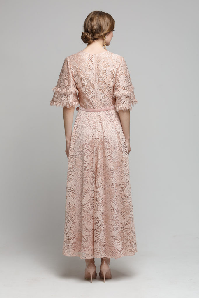 AW19-R06 Petunia back