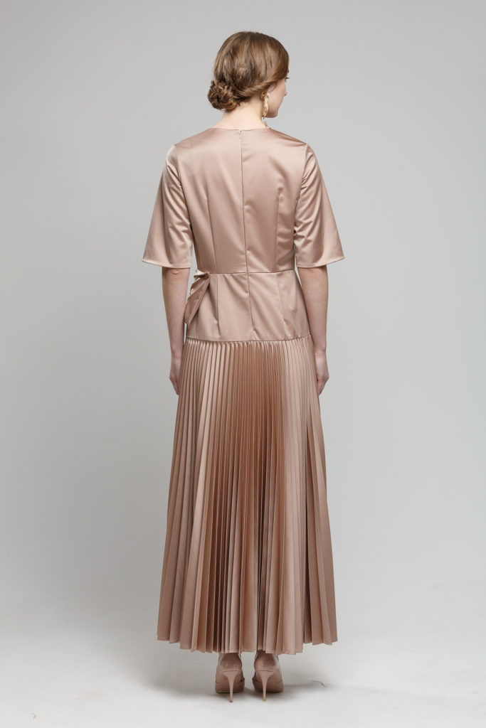 AW19-R07 Verbena back