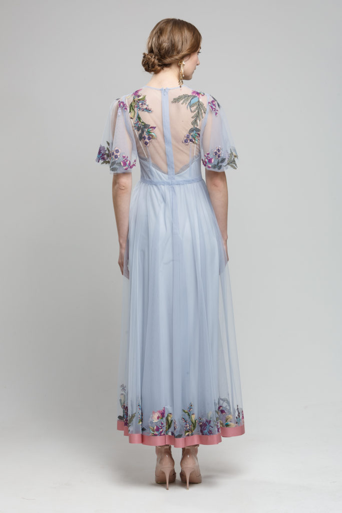 AW19-R15 Baronia back