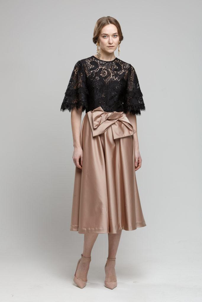 AW19-R22M Anemone midi