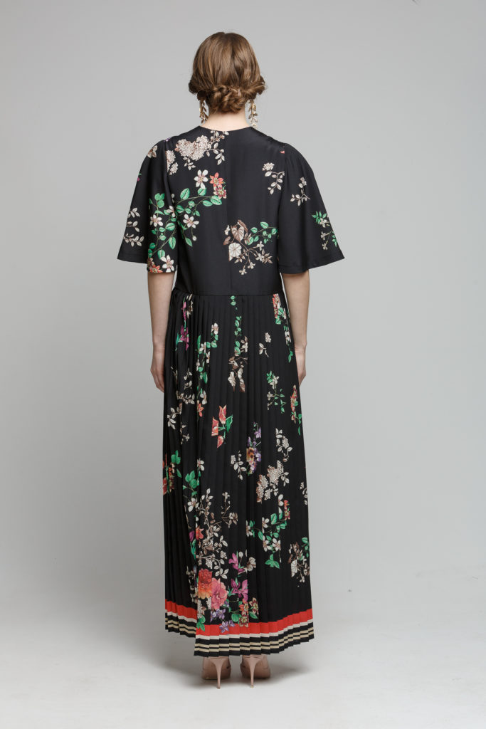 AW19-R24 Lisianthus back