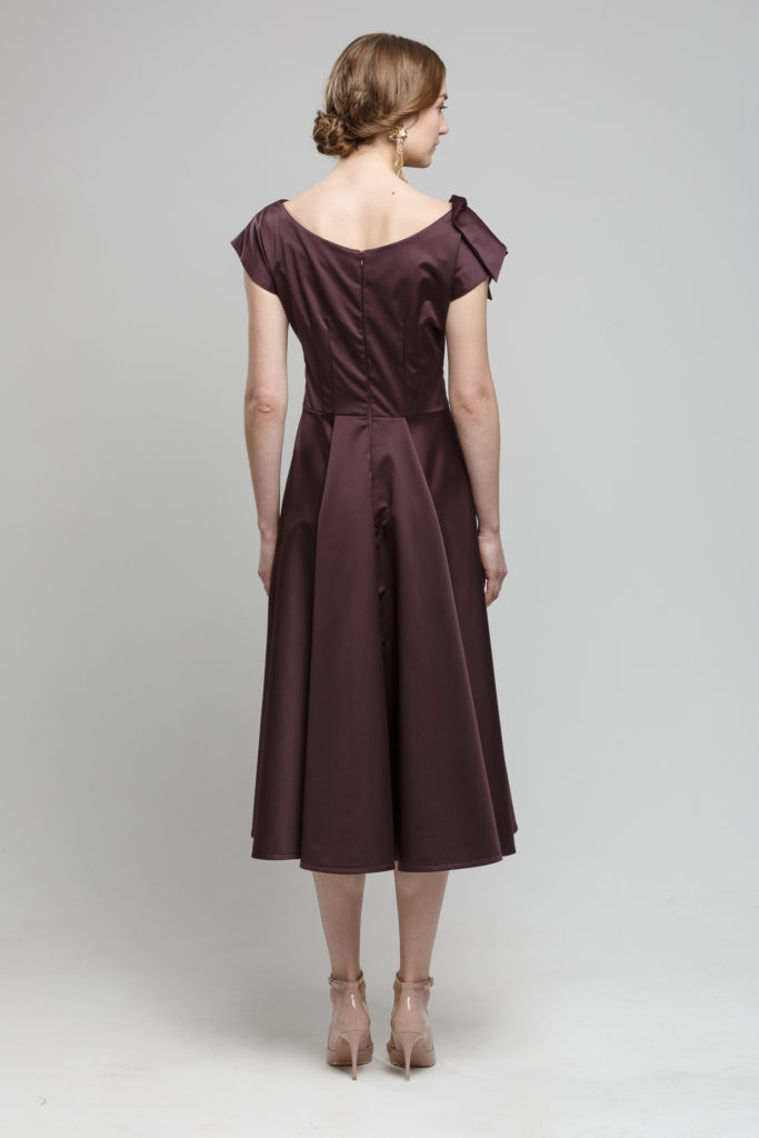 AW19-R27M Carnation midi back