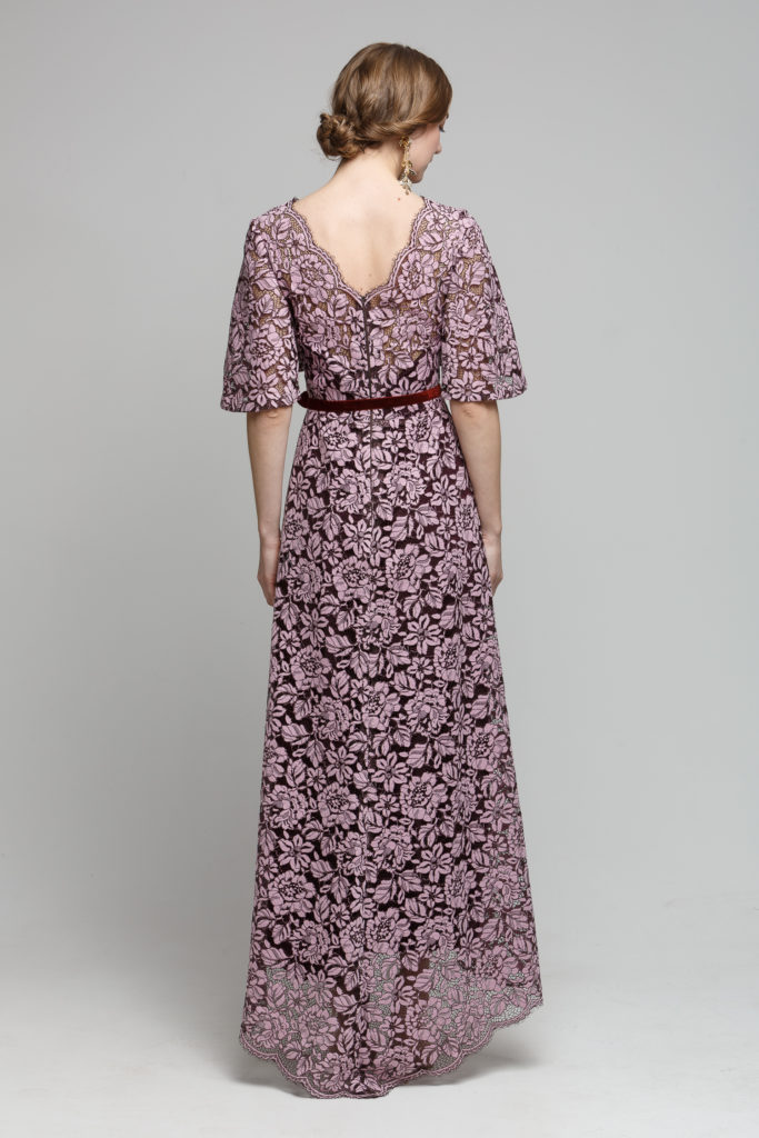 AW19-R28 Dahlia back