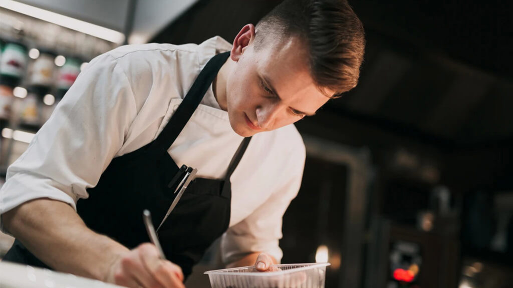 dome_restaurant_chief_1