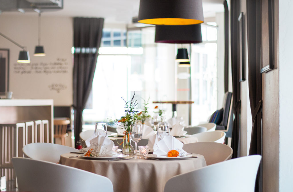 Restaurant2