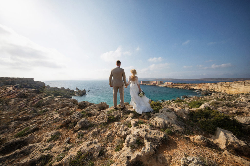 KĀZAS SAULES APSPĪDĒTAJĀ MALTĀ