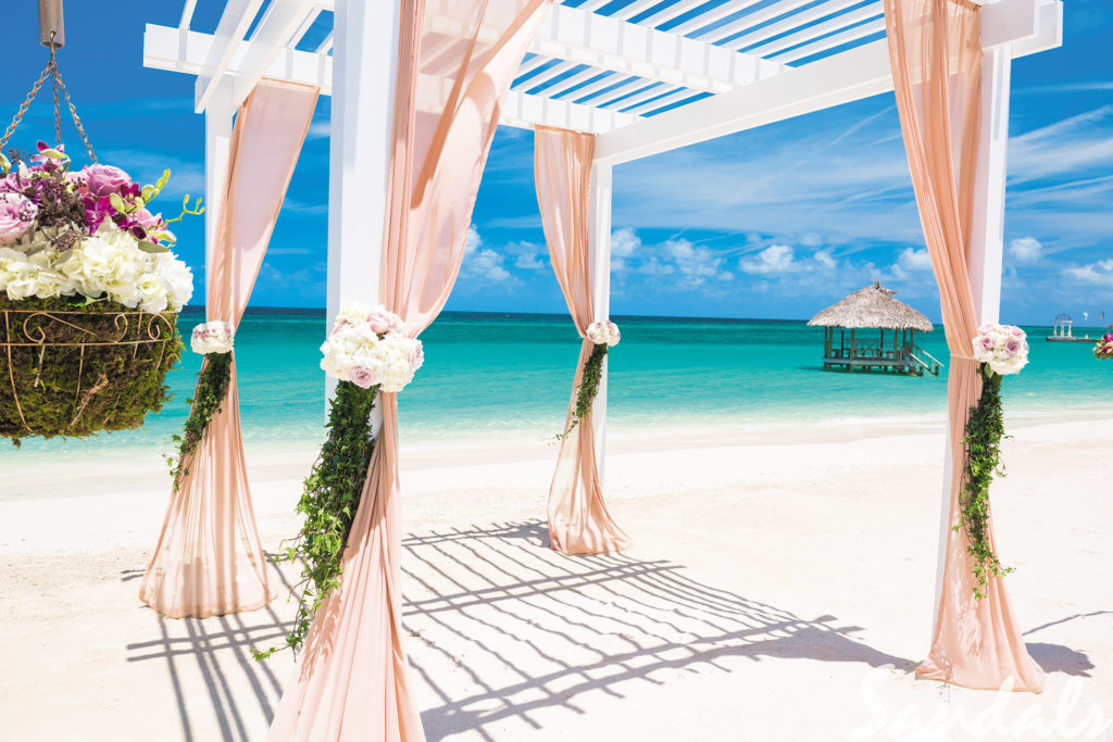 TRADE-SMB_ROYAL_ENGLISH_WEDDING_SETUP_EMPTY_148-copy
