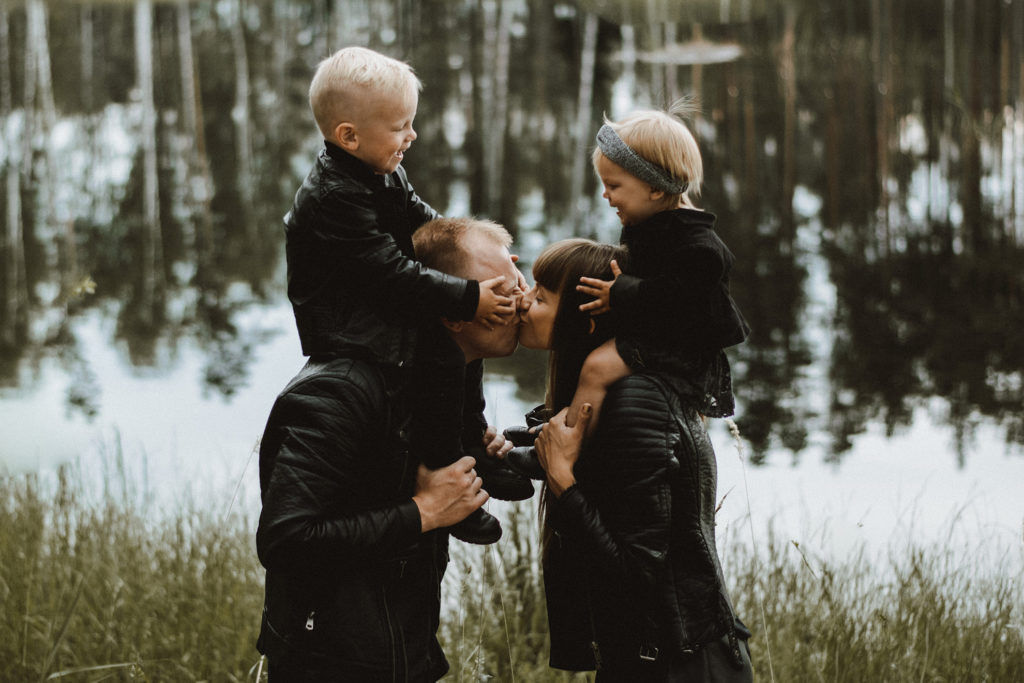 TERĒZE APLOKA: LĪDZ KĀZĀM MĒS VĒL IZAUGSIM