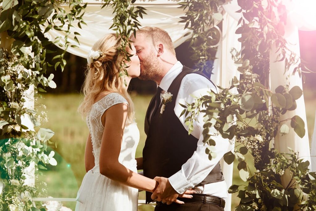 KĀZU PIEREDZES STĀSTS – DIVU TRADĪCIJU SAPLŪŠANA