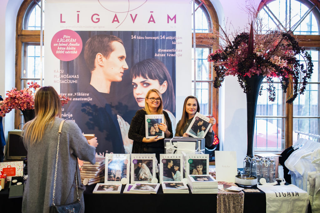 IZSMALCINĀTO LĪGAVU BROKASTU UN KĀZU IZSTĀDES ATSKATS