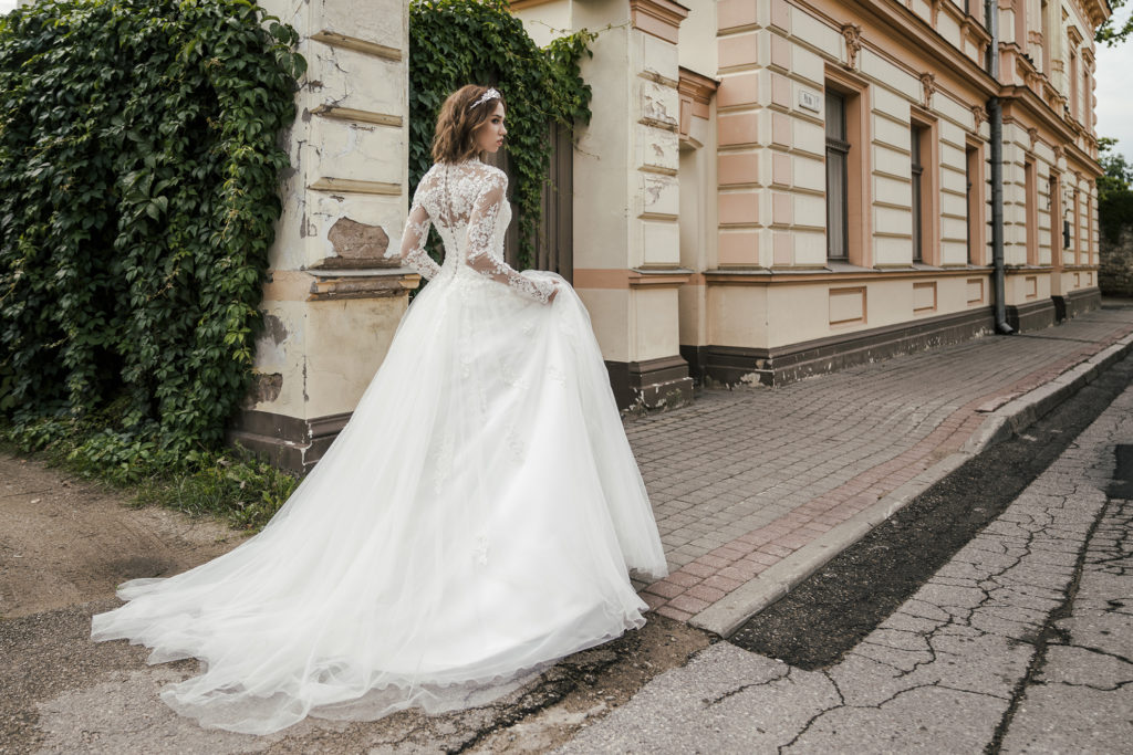 13_Haley_Ingrida_Bridal